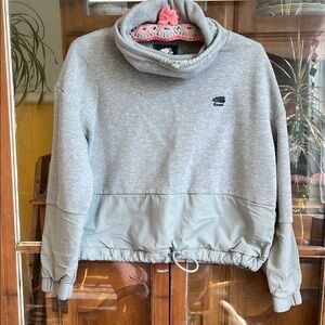 Roots Gray Pullover Sweater
